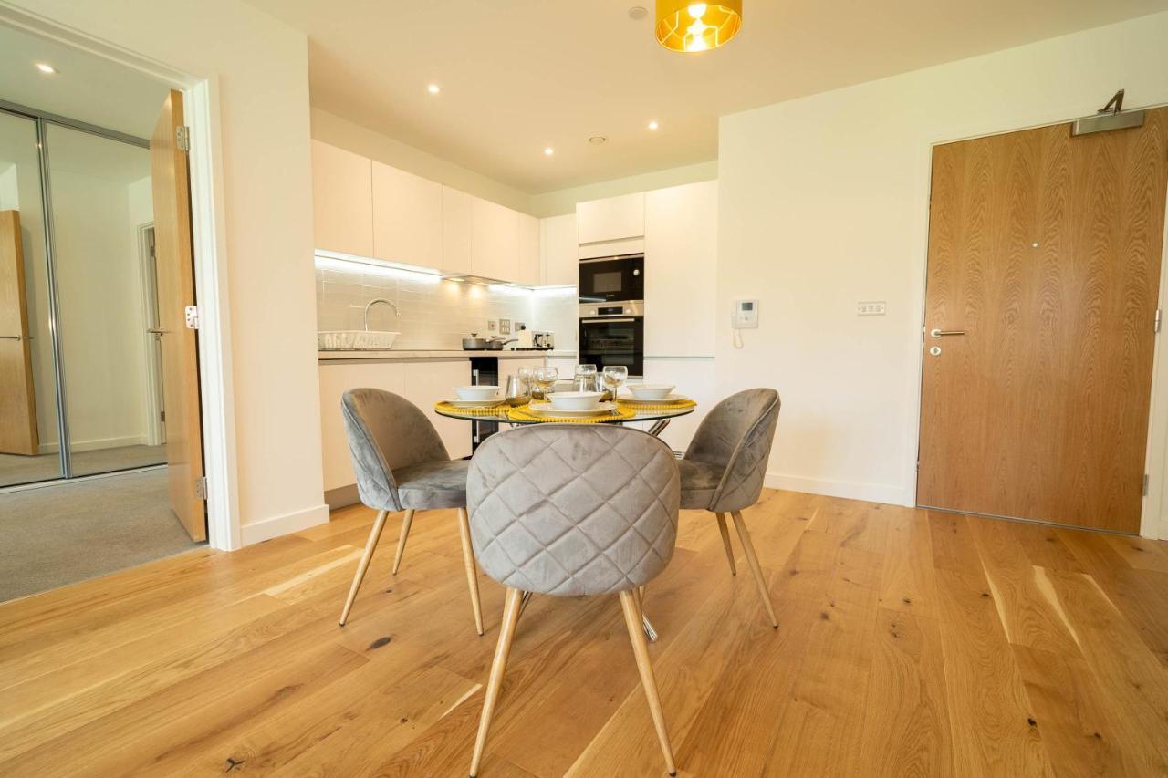 Luxury New Build ☆ 2 Bed, 2 Bath Apartment - 5 Min Walk From Bullring/Cube/Mailbox/New Street Station Birmingham Exterior photo