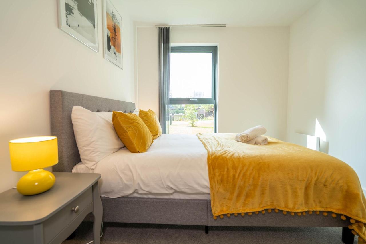 Luxury New Build ☆ 2 Bed, 2 Bath Apartment - 5 Min Walk From Bullring/Cube/Mailbox/New Street Station Birmingham Exterior photo