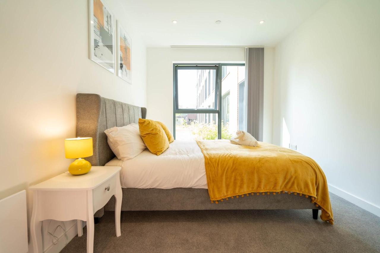 Luxury New Build ☆ 2 Bed, 2 Bath Apartment - 5 Min Walk From Bullring/Cube/Mailbox/New Street Station Birmingham Exterior photo